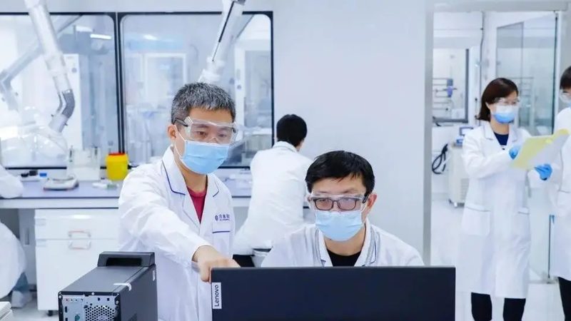 不锈钢反应釜：制药行业的关键设备解析**